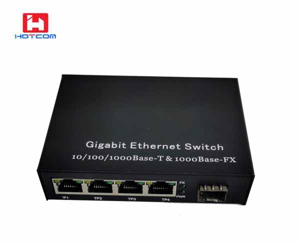 4x10/100/1000TX To 1x1000FX Fiber Ethernet Switch support VLAN